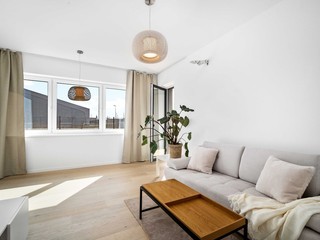 Moderne zariadený 2-izbový byt s predzáhradkou v projekte Vilky Cukrová!