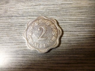 2 mils 1976 Malta