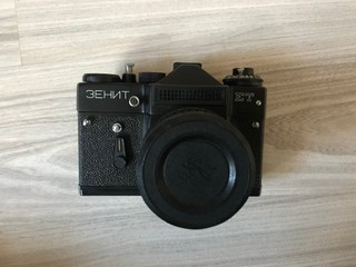 Fotoaparát Zenit, bez objektívu