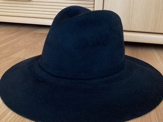 ZARA dámsky klobúk
