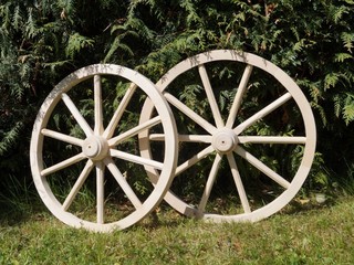 Drevené dekoračné koleso- 70cm
