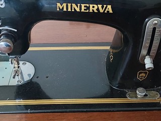 Predám šijací stroj Minerva