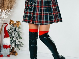Dámska vianočná skladaná károvaná sukňa s reťazou