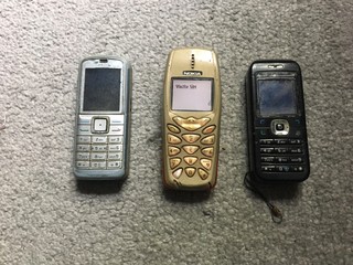 3ks Nokia na opravu/diely/do zbierky