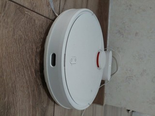 Xiaomi Mi Robot Vacuum-mop pro biely