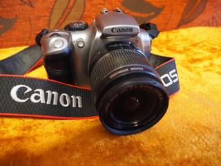 Digitálna zrkadlovka DSLR Canon 300D