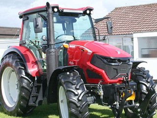 Traktor BAŠAK 5120 RED POWER 4WD