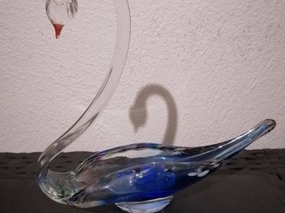 Veľká labuť z hútneho skla