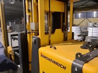 Vysokozdvižný vozík Jungheinrich EKX 515K