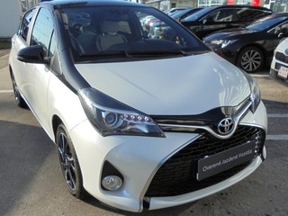 Toyota Yaris 1,33 MT6 SELECTION White Black BI TONE