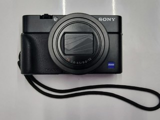 Sony DSC RX 100 M7