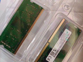 2x 8GB DDR4 3200MHz CL22
