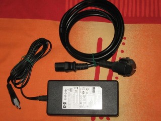 HP AC- adapter 220v-32v-16v.