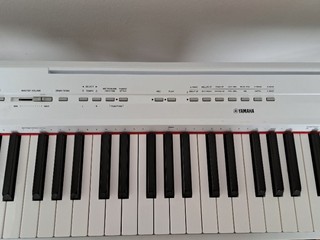 Digitálne piano Yamaha P115 WH