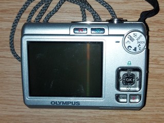OLYMPUS X-775