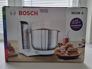 Kuchynský robot Bosch MUM 4427