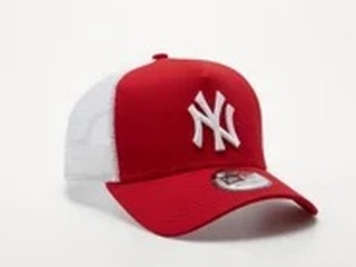 New York Yankees red cap
