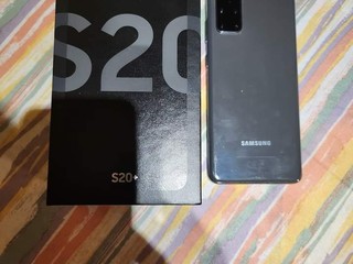 predám Samsung Galaxy S20 plus 128gb 8gb