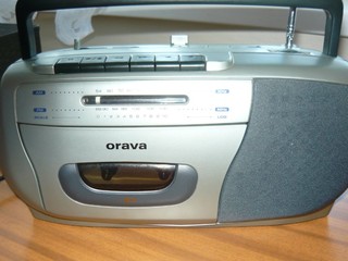 Tranzistorové rádio ORAVA s kazetovým prehrávačom