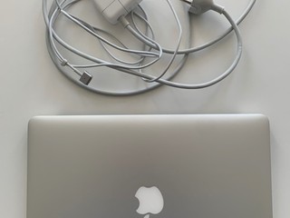 MacBook Air (13-inch,2017)