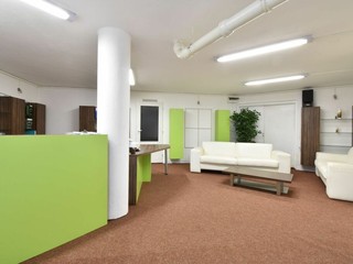 Predaj Nebytový priestor, 152 m2, Bebravská ulica, Bratislava - Vrakuňa