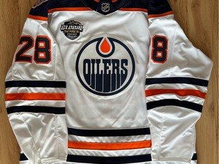 Game Worn hokejový dres Edmonton Oilers Global Series