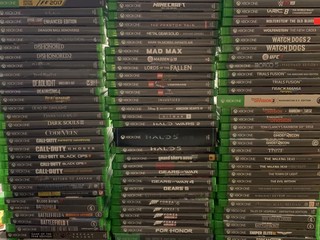 Xbox One hry a prislusenstvo