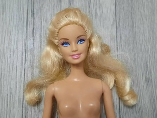 Barbie Mattel kučeravé vlasy