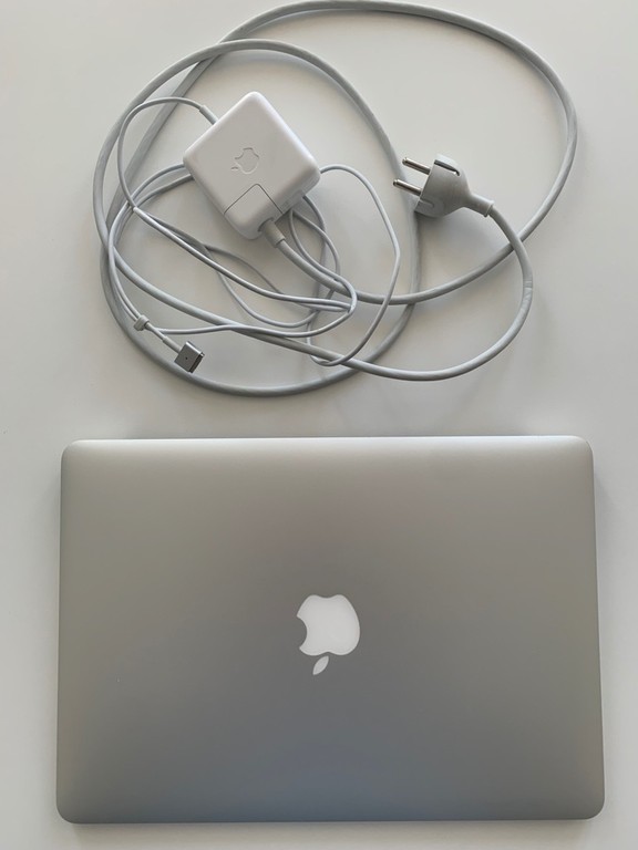 MacBook Air (13-inch,2017)