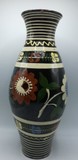 Váza s kvetmi, pozdišovská keramika