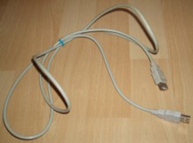 prepojovací USB kábel dĺžky 180 cm