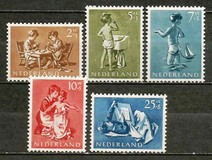 Holandsko - 649 - 53 **  kompletná séria