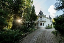 SVOBODA & WILLIAMS I Zrenovovaný historický dom z roku 1905, Modra