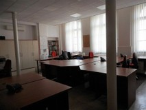 Ponúkame na prenájom rekonštruovanú kanceláriu, 104,60 m2, Palackého ul.