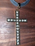 Predám náhrdelník s krížom
