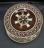 Jedenásť tanierov s kvetmi, pozdišovská keramika