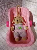 Sedátko/nosítko pre bábiky s plyšovým zajačikom
