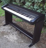 Digitální piano Roland KR350