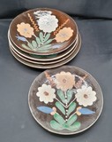 6 kvetovaných tanierov, pozdišovská keramika